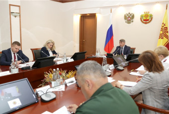 Олег Николаев пообещал наказывать за принуждение к вакцинации против новой коронавирусной инфекции